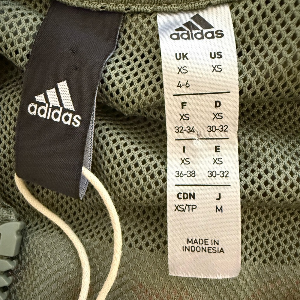 Adidas VRCT Gray Woven Legend Green Jacket with Pink Stripes *NEW WITHOUT TAGS* - Picture 13 of 13